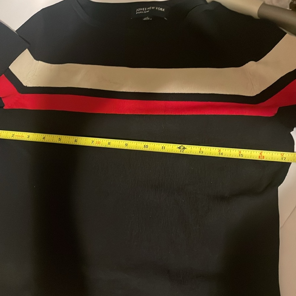 Jones New York Women's Black Top with Red and Cream Stripes 000631 - Picture 8 of 11